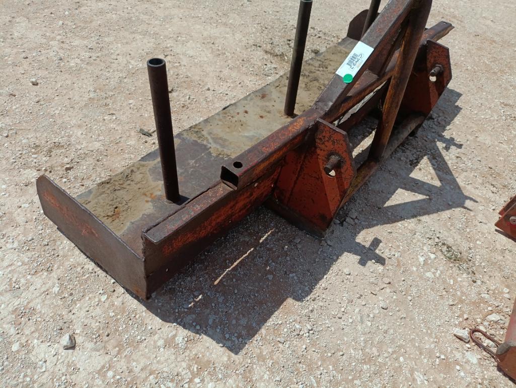 Quick Hitch, 3 Point Hitch Barbed Wire Spools Holder