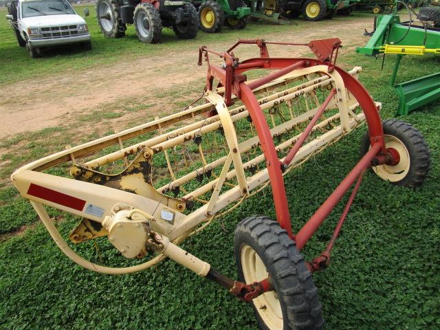 New Holland 256