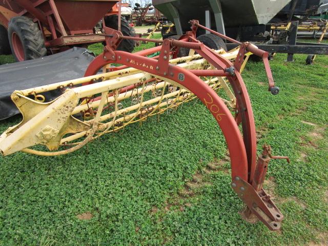 New Holland 256