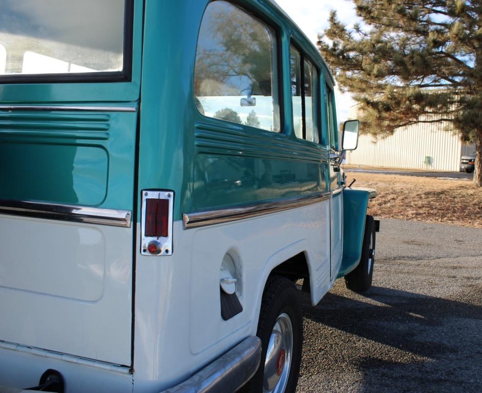 1963 Willys Jeep Station Wagon