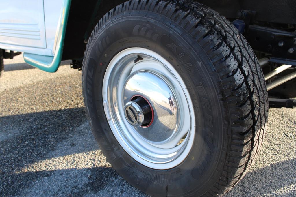 1963 Willys Jeep Station Wagon