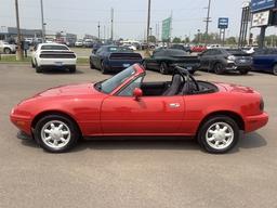 1990 Mazda Miata MX-5 Convertible