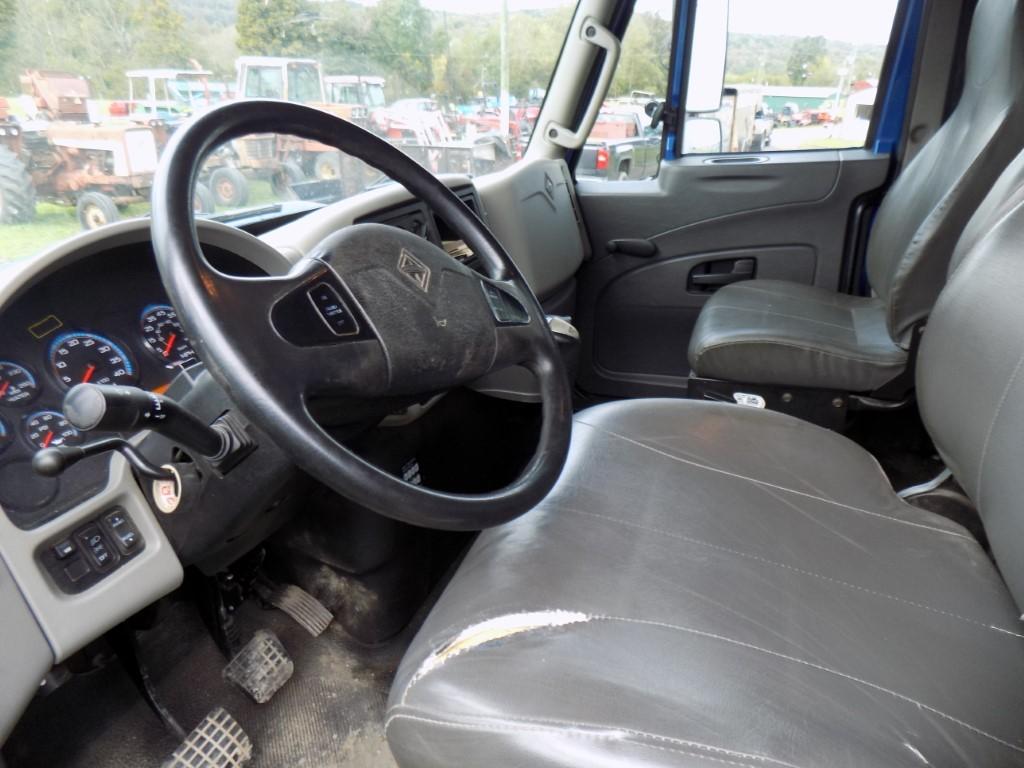 2015 IH 4300 Cab and Chassis Cummins ISB Enging, 6 Speed Man Trans, Air Bra