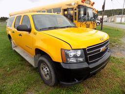 2008 Chevrolet Suburban, 4WD, 8 Pass., Yellow, 6.0 V8 Gas Eng, Auto Trans.
