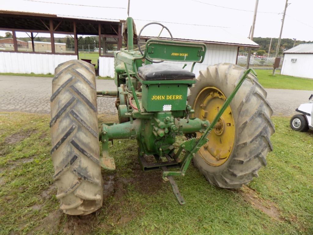 John Deere A Tractor, 2WD, 540PTO, 1 Remote