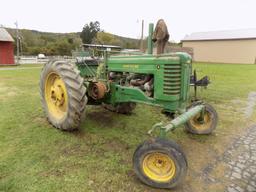 John Deere A Tractor, 2WD, 540PTO, 1 Remote