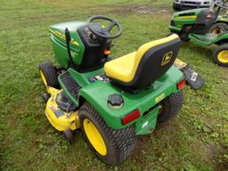 JD GT235 w/48'' Deck, Hydro, 880 Hrs, S/N- 071337