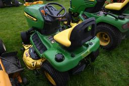JD X324, w/48'' Deck, 4-Wheel Steer, 682.9 Mi, S/N: M0X324A010133  (3266)
