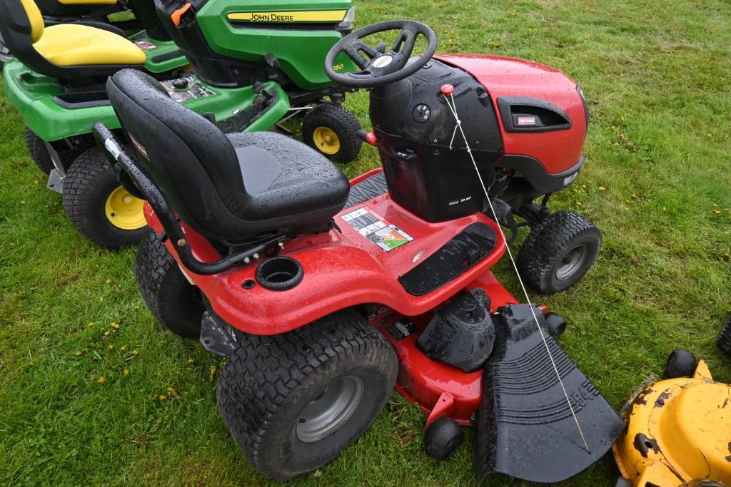 Craftsman YTS-4500 Lawn Tracotr w/ 54'' Deck, Hydro, 557 Hrs. (Can) (6043)