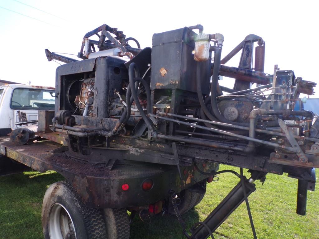 1991?  Ford F600 Custom Cab Auger Truck, 5 Speed Manual, V8, 2 WD, NOT RUNN