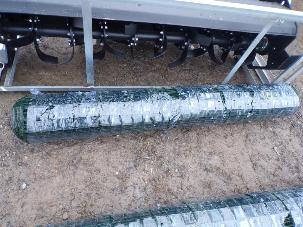 New Roll of Light Weight Green Coated Wire Fencing