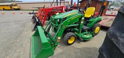 John Deere 1023E Compact Tractor w/ 54'' Auto Connect Deck, Dsl. Eng., 120R