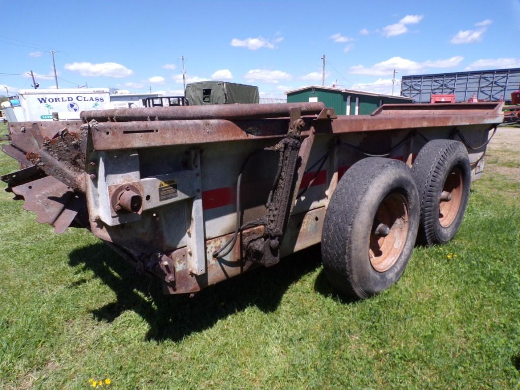 New Idea 3632 Tandem Axle Manure Spreader, S/N 4814 (6101)