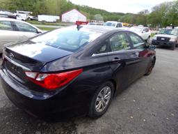 2011 Hyundai Sonata, 4 DSN, Auto Trans, Black, PW,PL, Check Engine Light On