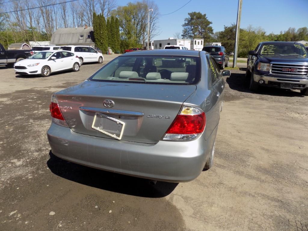 2005 Toyota Camry LE, Gray, 158,663 Miles, Vin # 4T1BE32K25U597495 - NY REP