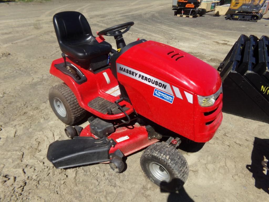 Massey Ferguson 2000 Riding Mower with 42'' Deck, Briggs V-Twin, Hydro, Nic