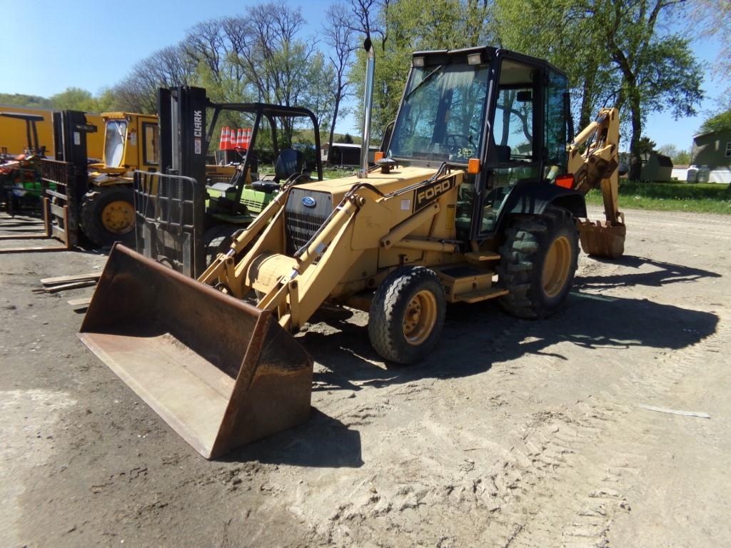 Ford 455C Backhoe with 88'' Loader Bucket and 24''  Backhoe Bucket, Model S