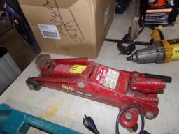 MVP 2-Ton Floor Jack, Red