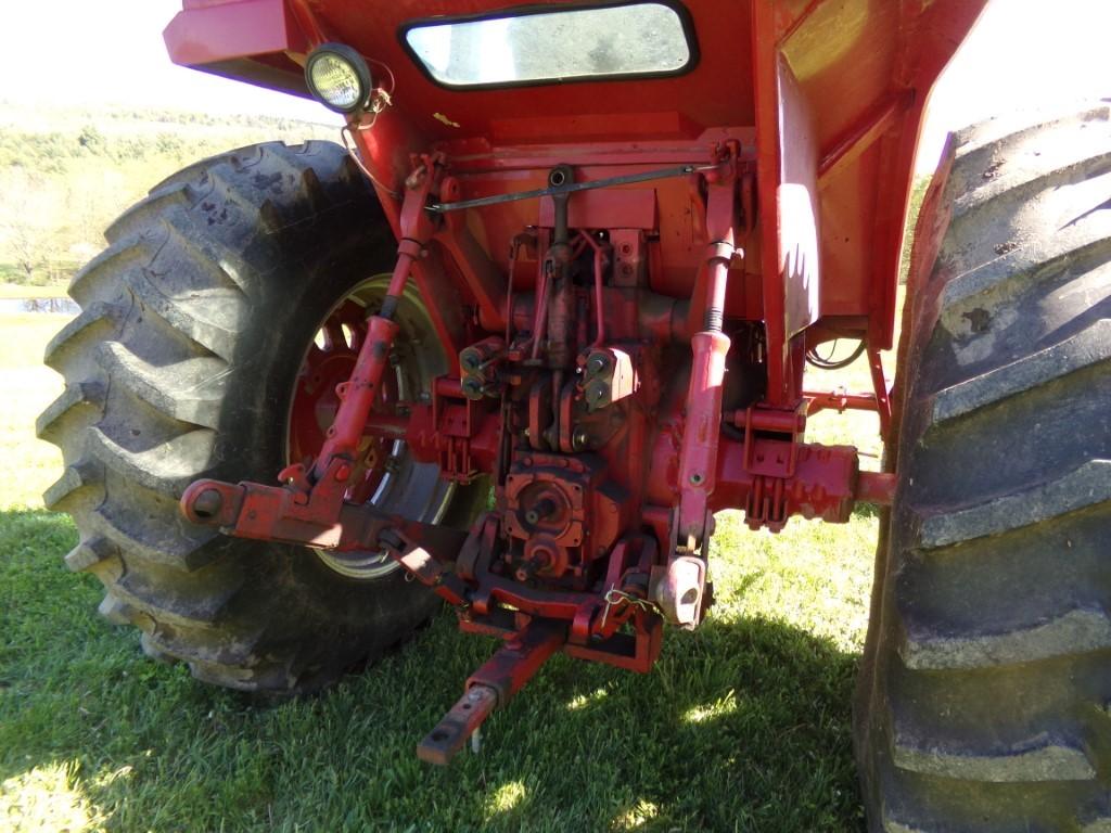 International Farmall 1066, Turbo, With Cab, Show 5,959 Hours, P.S., Proper