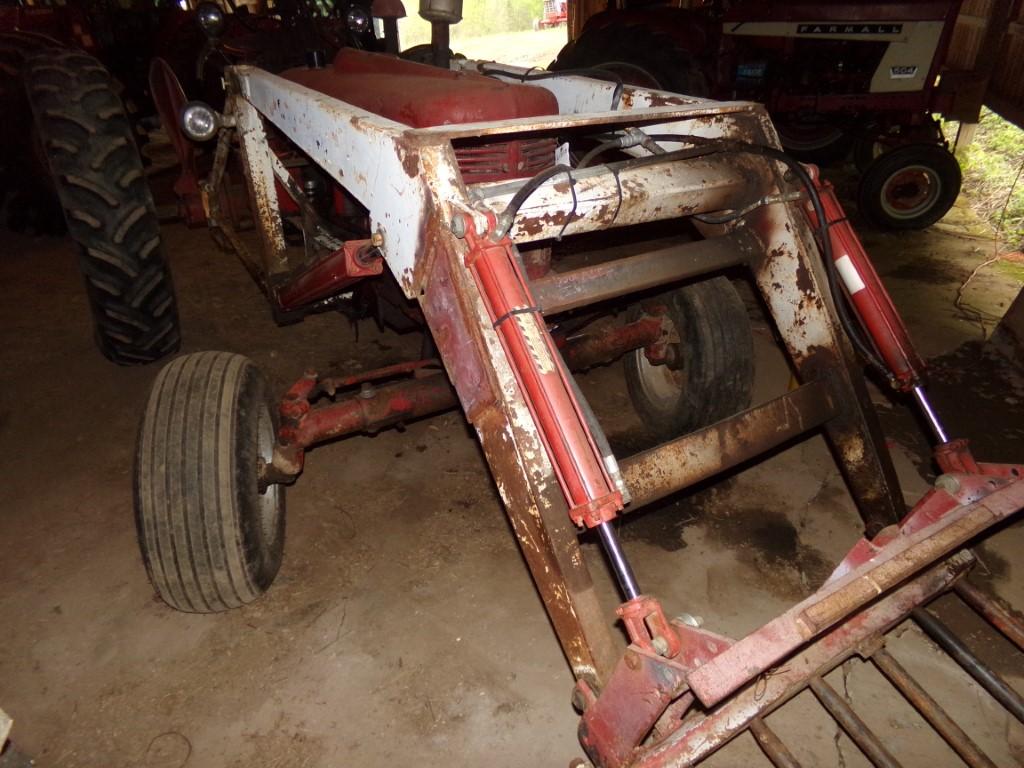 Farmall H Tractor w/Factory Wide Front End, Belt Pully, Rear Hyds, Exc. Rea