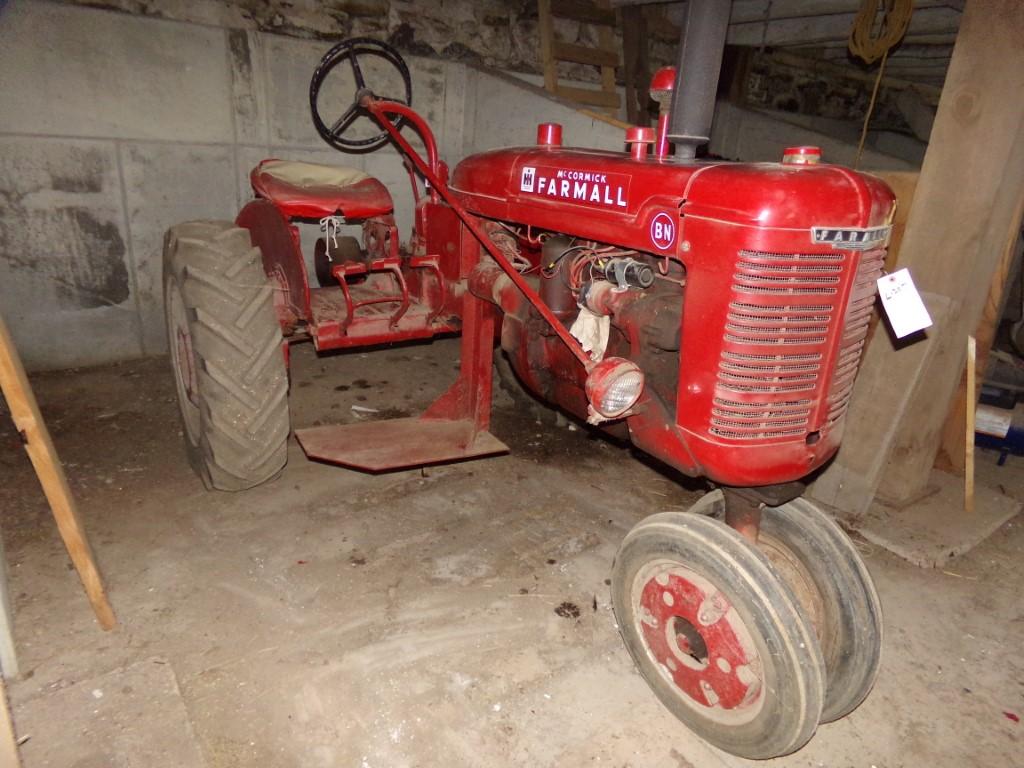 Farmall BN Tractor, WFE, Belt Pully, Exc. Tires, Older Restoration  (207)