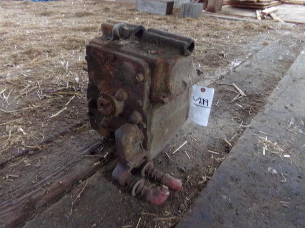 IH Tractor Hydraulic Pump  (Milk Barn Upstairs)