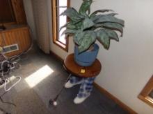 Golfer Table with Artificial Plant (Office Upstairs)