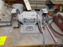 Delta 6'' Bench Grinder With Light (Shop-Tool Room)