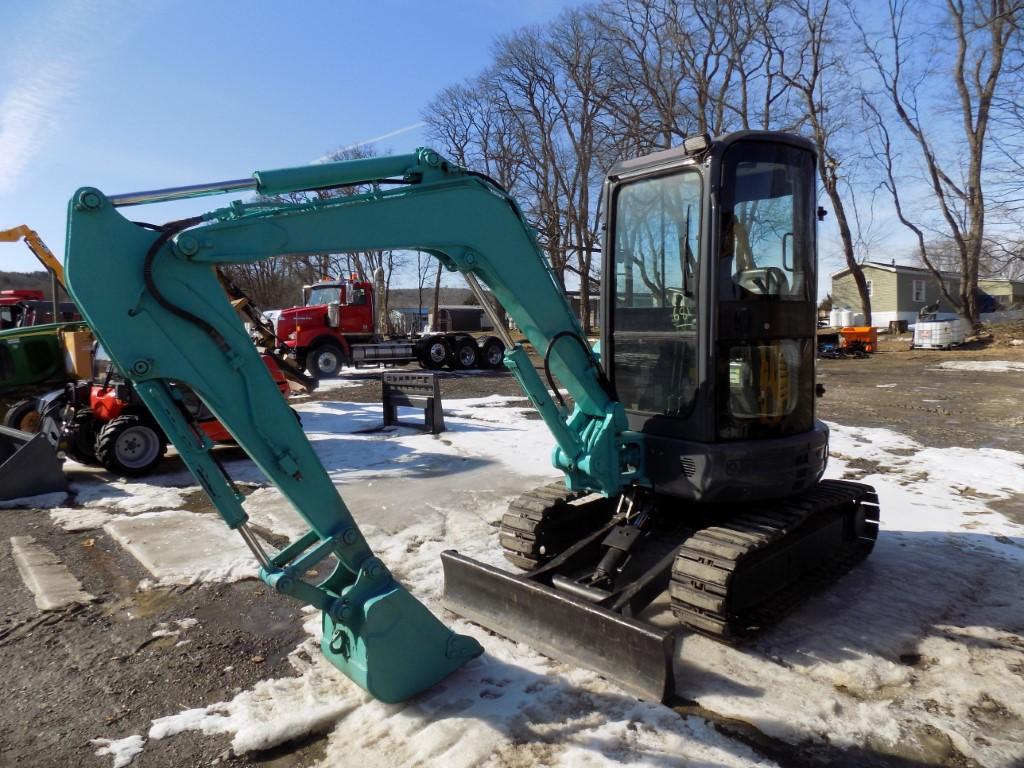 Kobelco SK30 Midi Excavator w/Cab, Teal & Gray, Steel Tracks w/Rubber Pads,
