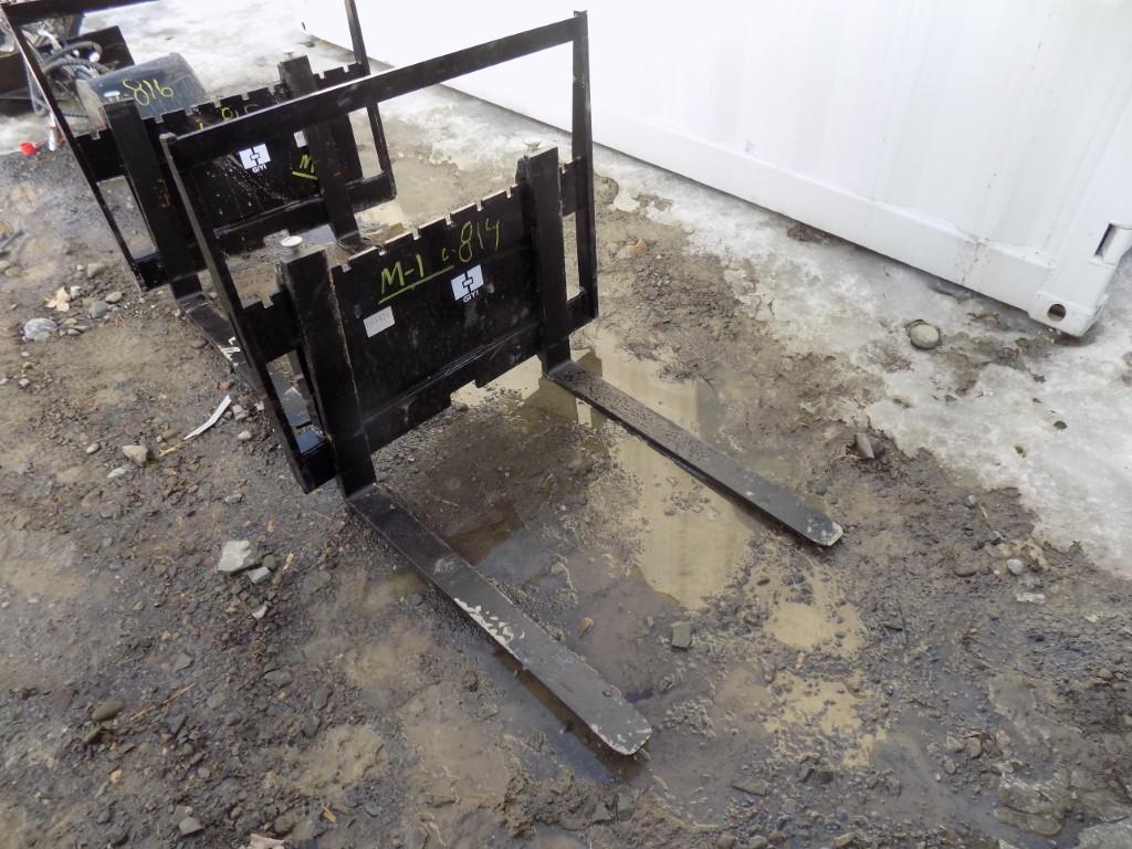 New 30'' Pallet Forks For Mini Skid Steer