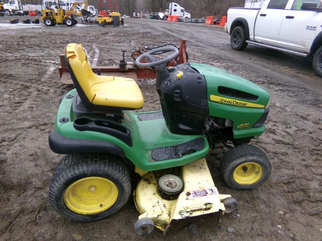 John Deere LA130 Automatic with 54'' Deck, 21HP