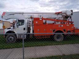 2011 Freightliner Business Class M2 Bucket Truck, 4WD, Auto, cummins Dsl, 1