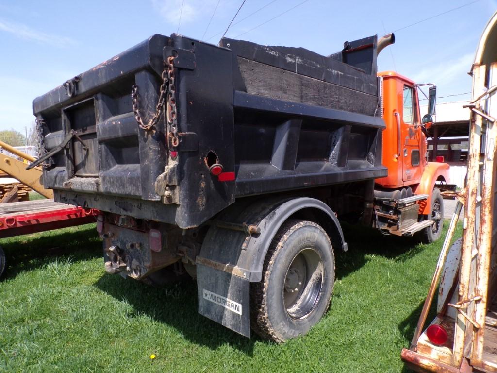 2000 Volvo WG42 Single Axle Dump Truck with 9' Dump Body, Cummins ISM-335 E