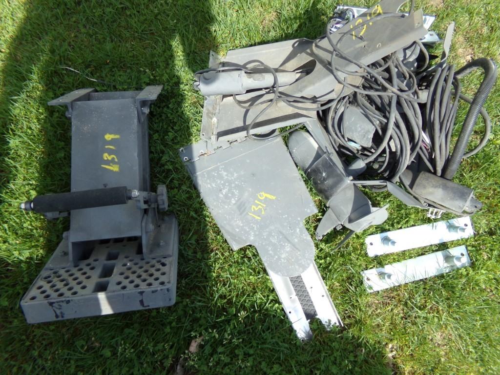 Jack Plate with Motors (5241)