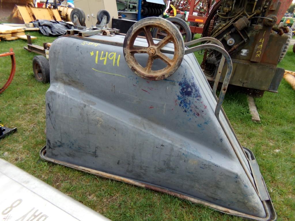 Plastic Rolling Trash Bin/Cart  (5558)