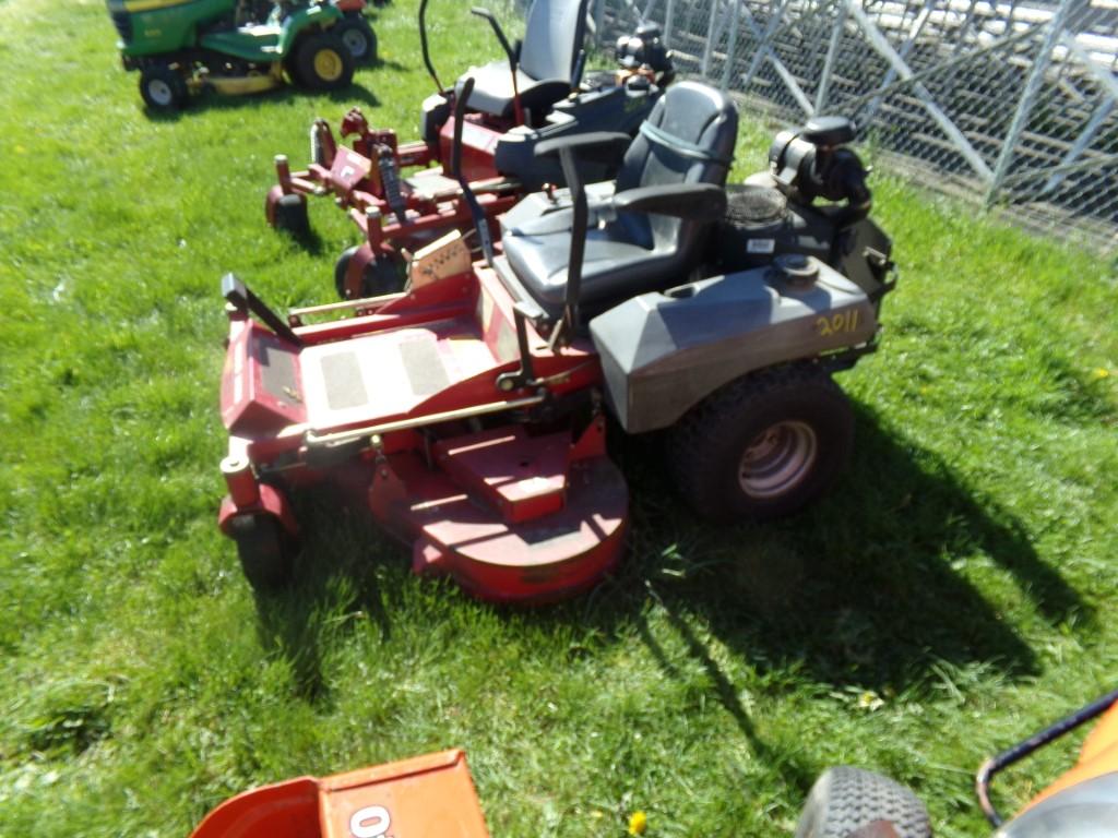 Yazoo I Keez Zero Turn Mower with 52'' Deck and Kawasaki Gas Engine, 840 Hr