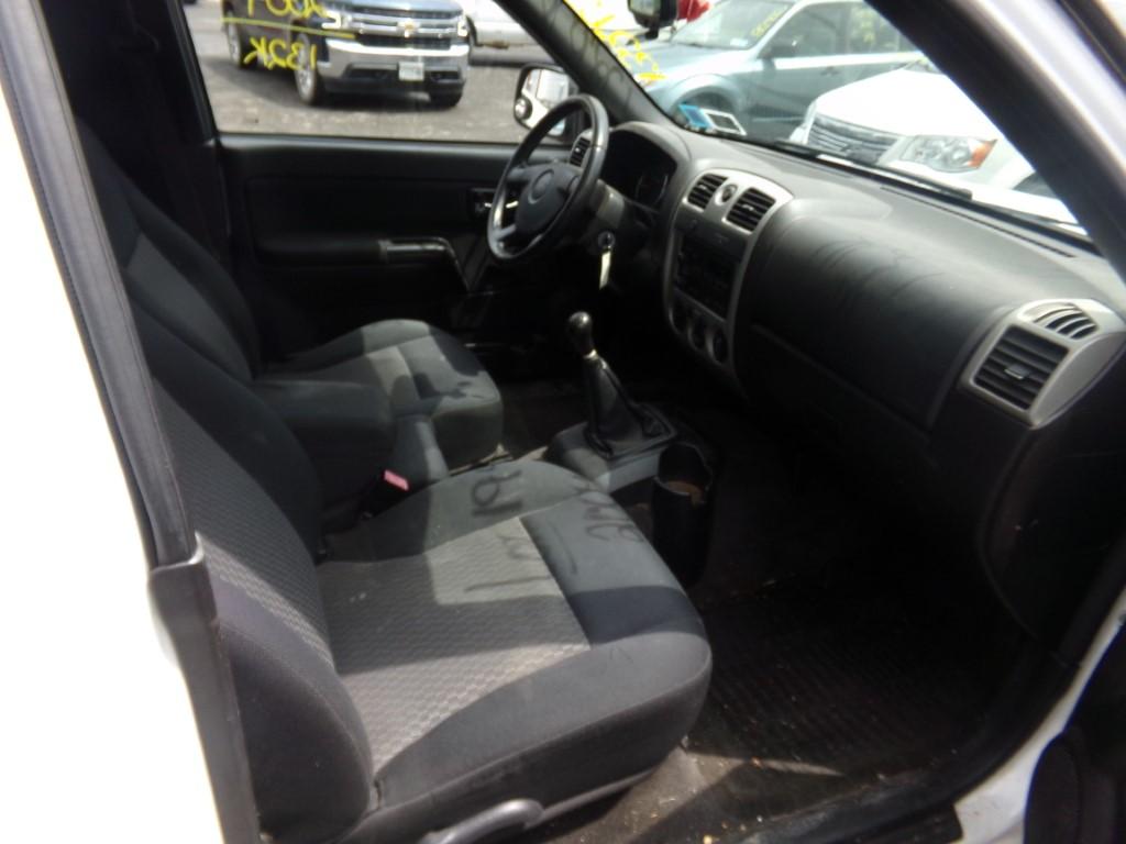 2009 Chevrolet Colorado W/T Reg Cab, 2WD, Manual Transmission, White, 132K