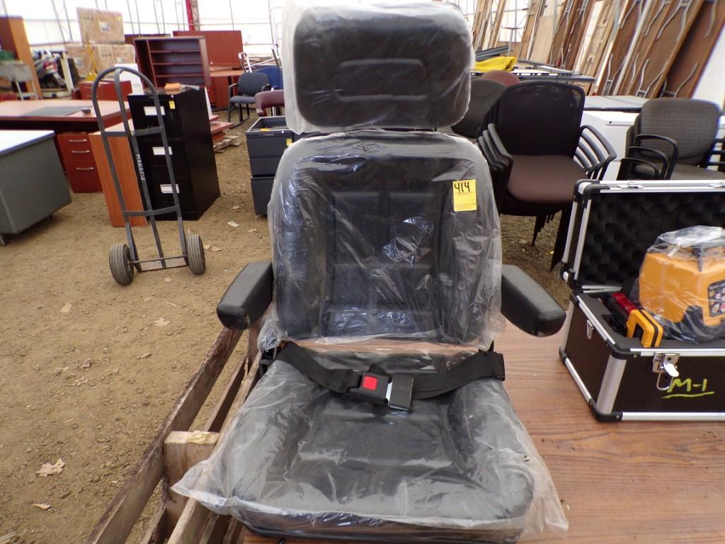 New SKLP Adjustable Equipment Seat w/Arm Rest
