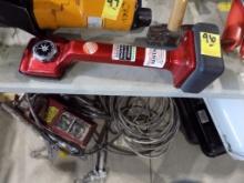 Crain Cutter Co. Carpet Stretcher, Red (Rental Unit)