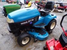 New Holland GT18 Riding Mower w/52'' Deck, 18 HP Kohler Engine, Runs, Drive