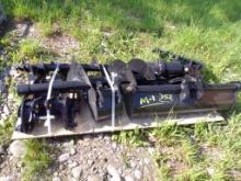 New Giyi 7 Pc. Mini Excavator Attachment Set - Quik-Tach Coupler, Ripper To