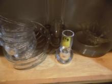 Assorted Plastic Dishes - Plates, Bowls, Vases (Kitchen)