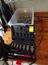 Tote of Assort. Wrenches, Mostly Craftsman and Metric Flex Head Ratcheting