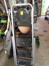 Tricam 3 Tier Step Ladder/Stool, Aluminum (Garage)