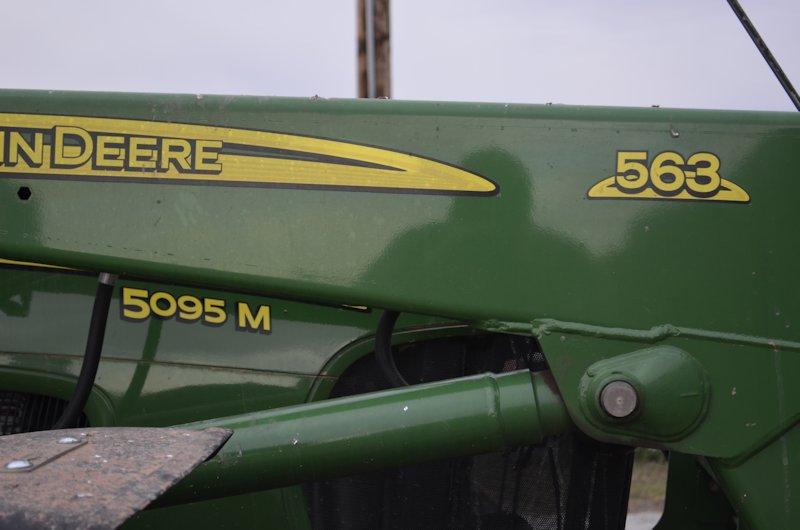 2011 John Deer 5095M Tractor