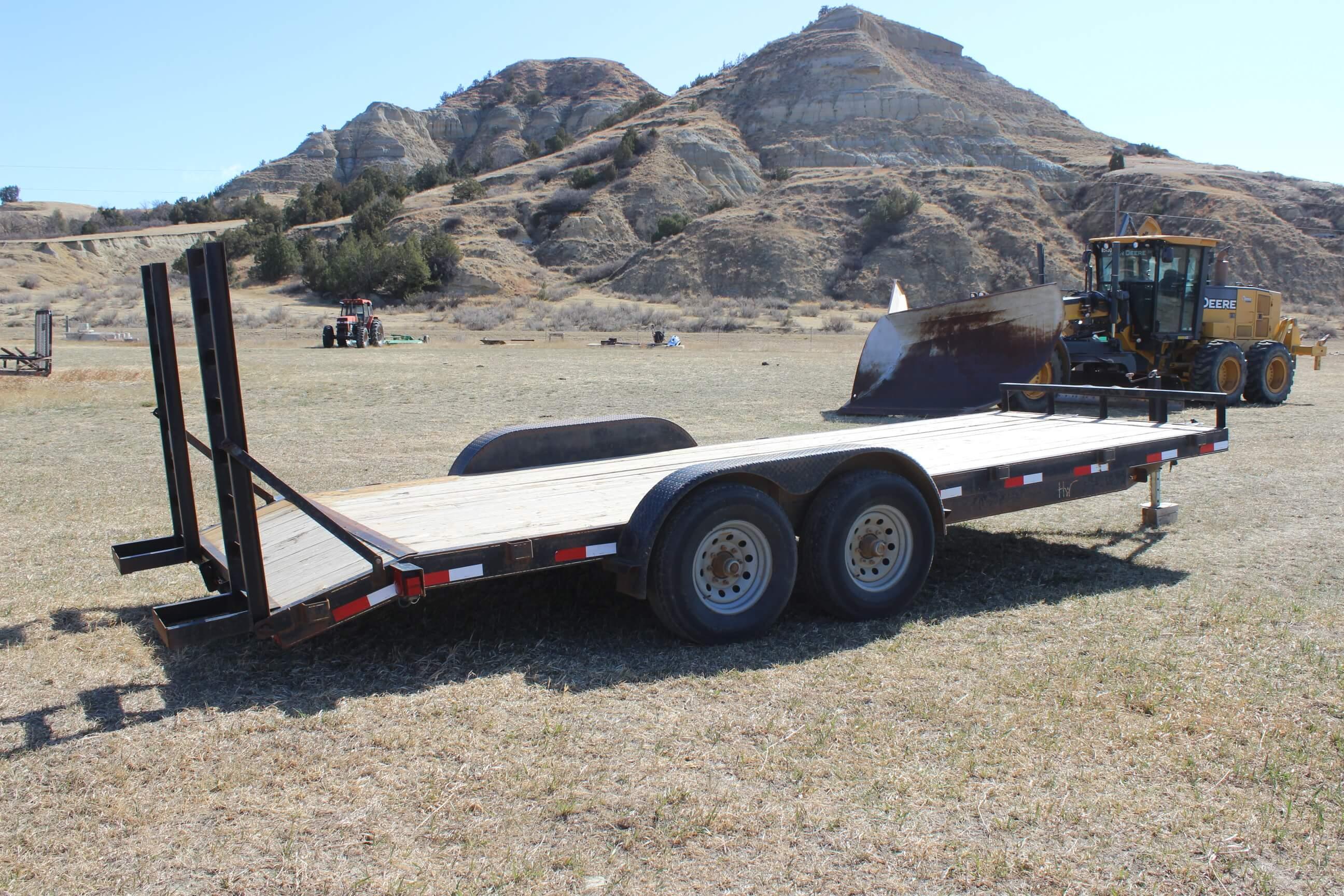 2011 HW Bumper Flatbed Trailer
