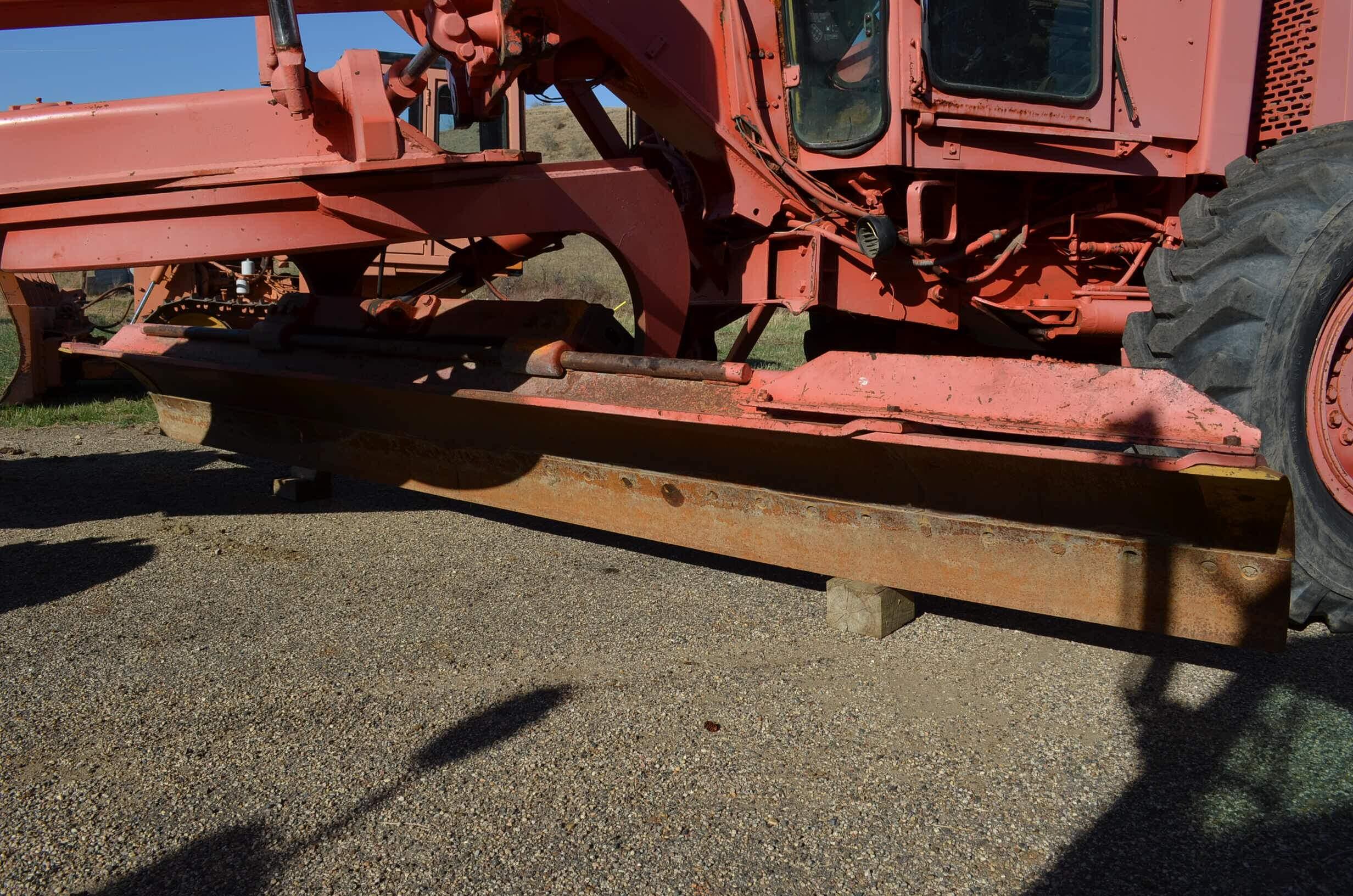 1980 JD 770A Motor Grader