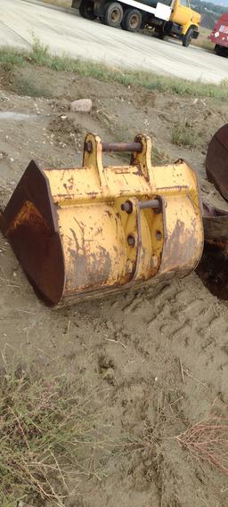 36" Excavator Bucket