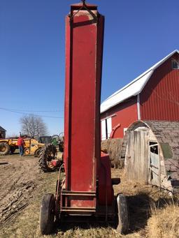 Gehl 355D forage blower w/hopper.