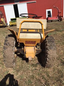 Minneapolis Moline 108 lawn tractor